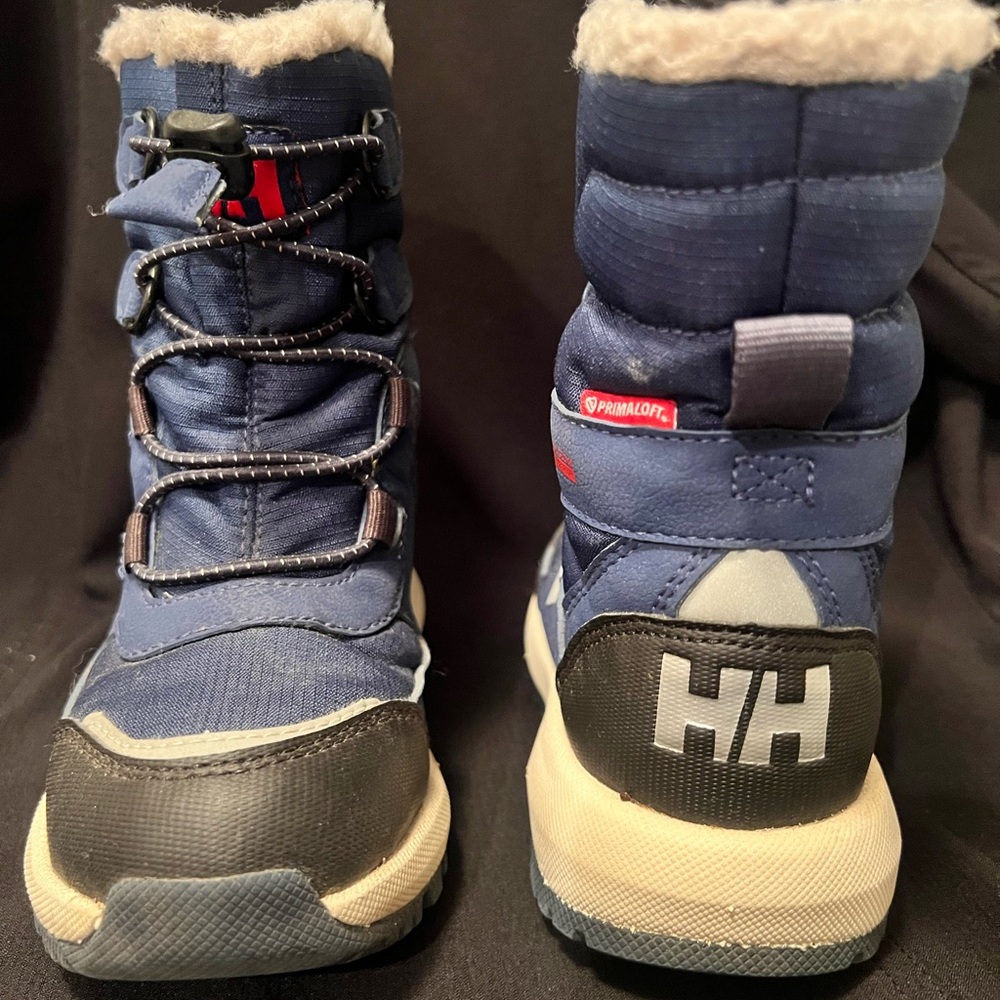 Helly Hansen Blue Boots with Gray Faux Fur